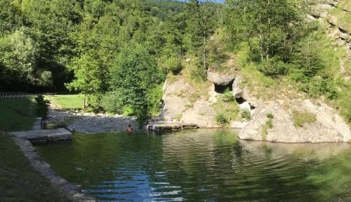 Standard Single Room with Mountain View