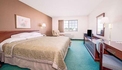 King Room - Disability Access/Non-Smoking