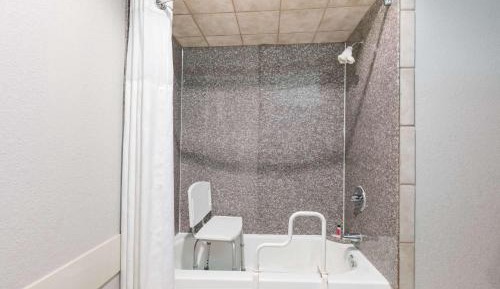 King Room - Mobility Access/Non-Smoking