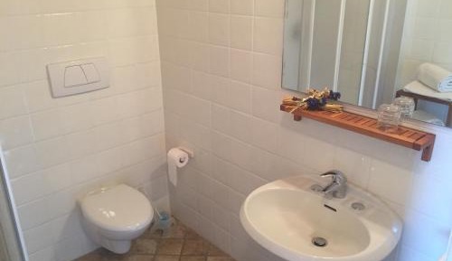 Triple Room with Private Bathroom