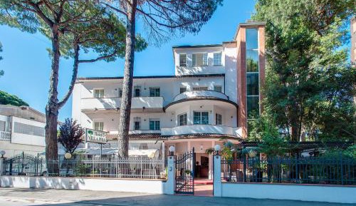 Comfort Double or Twin Room