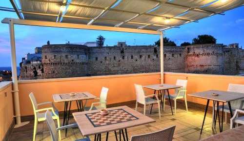 Double or Twin Room with Terrace and Kitchenette