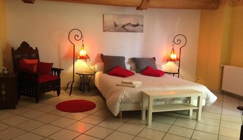 Triple Room with Private Bathroom