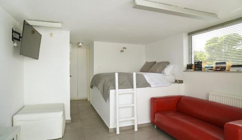 Studio Apartment with Sea View