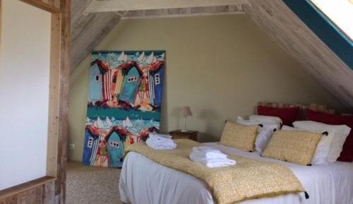 Double or Twin Room with Partial Sea View