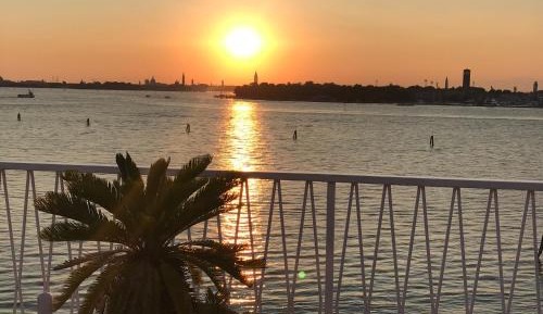 Suite with Terrace and Lagoon View