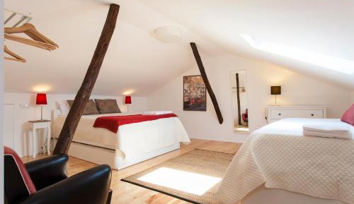 Deluxe Apartment - 4th Floor