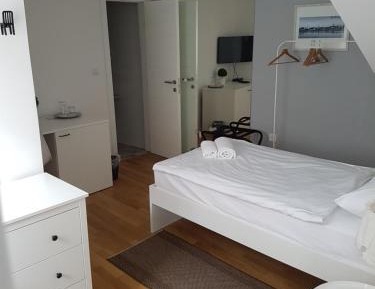 Single Room with Bathroom