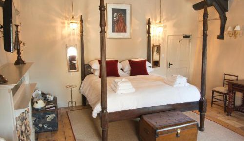 Superior Double Room with Four Poster Bed