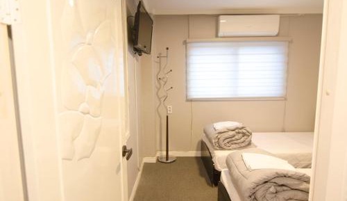 Twin Room with Private Bathroom