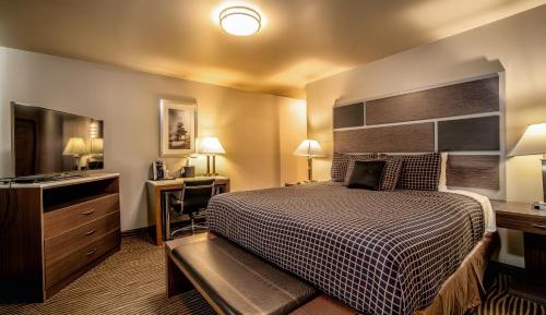 Street View King Room