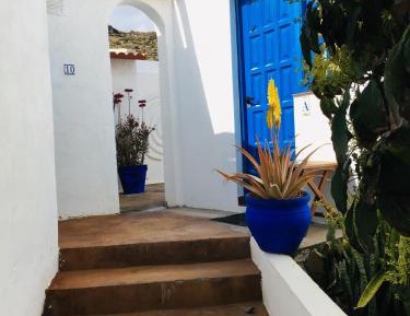 Twin Room with Shower