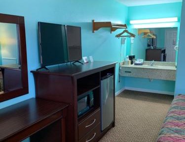 Standard Double Room with Two Double Beds - Non-Smoking