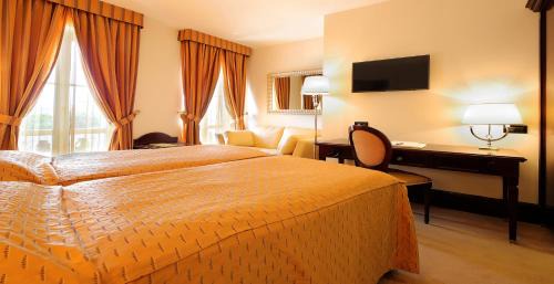 Special Offer - Double Room with Balcony with Romantic package