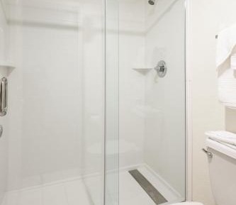 King Room - Non-Smoking