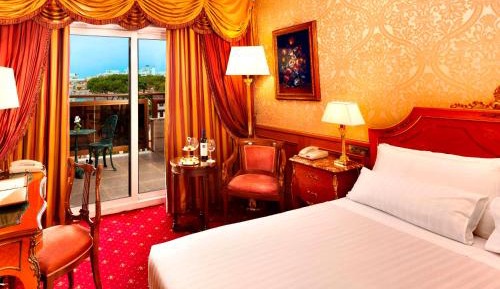 Superior Double or Twin Room with Balcony