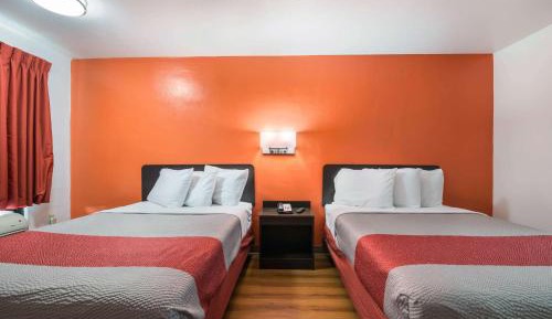 Deluxe Quadruple Room - Non-Smoking