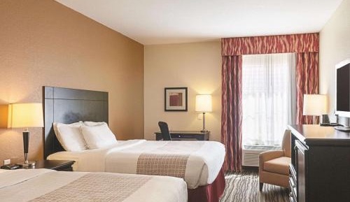 Queen Room with Two Queen Beds- Non Smoking