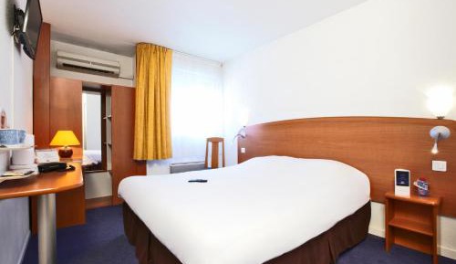 Double Room with One Double Bed