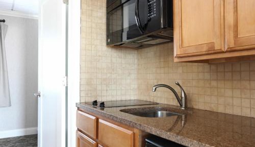 2 Double Bed Efficiency Pool View Exterior Entrance