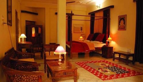 Superior King Room