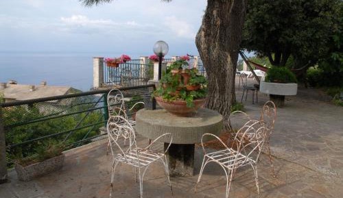 Triple Room with Sea View