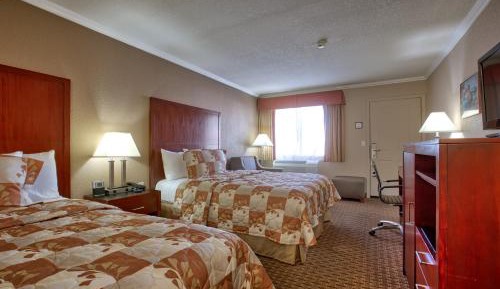 Standard Queen Room with Two Queen Beds