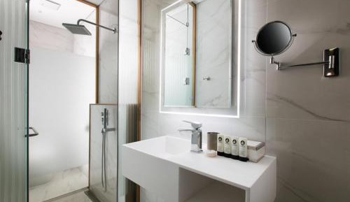 Grand Premium Room with Spa Bath