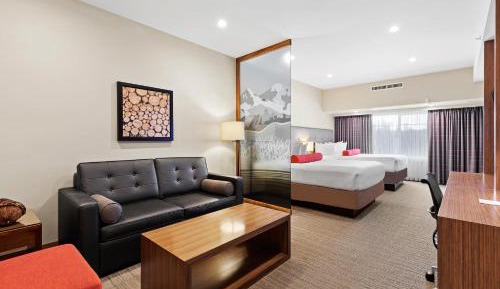 Queen Suite with Two Queen Beds