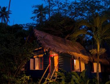 Blue Ginger Villa with Sundeck