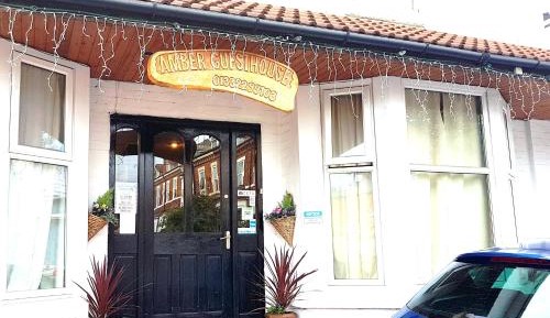 Single Room with Shared Bathroom