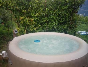 Apartment with Lake View