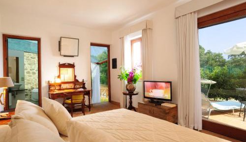 Prestige Suite with Spa Bath