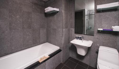 Korean-Style Ondol Room