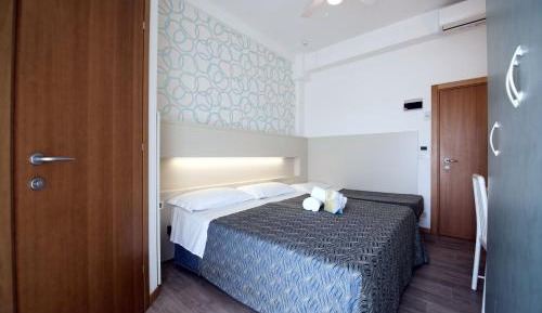 Deluxe Double or Twin Room with Balcony