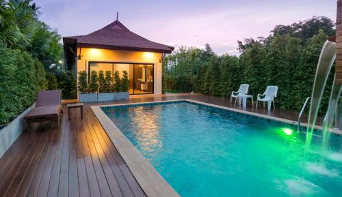 Double Room with Pool View