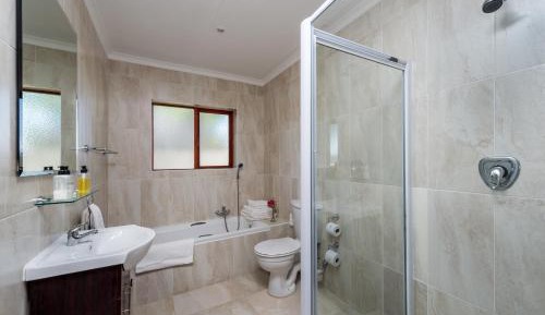 Cottage (2 Adults and 2 Children)