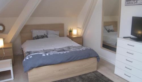 Double Room with Private Bathroom