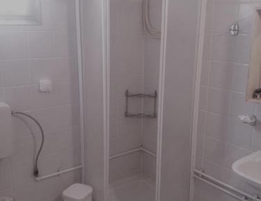 Apartment with Mountain View