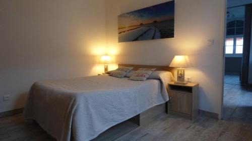 Apartment (2 Adults)