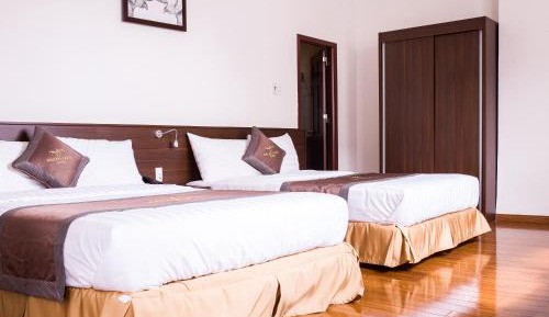 Twin Room with View