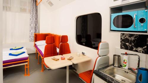 King Studio with Sofa Bed