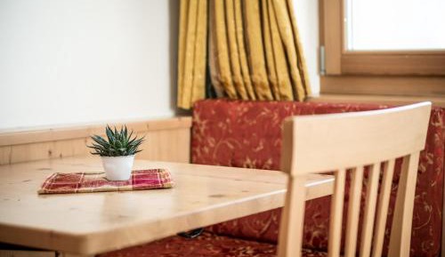 Double Room with Balcony and Mountain View