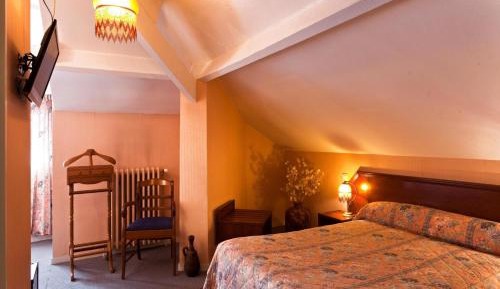 Standard Double Suite