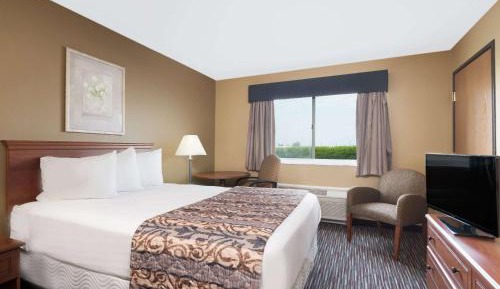 King Room - Non-Smoking