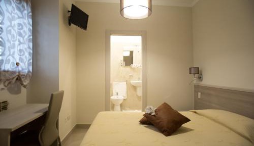 Large Double or Twin Room