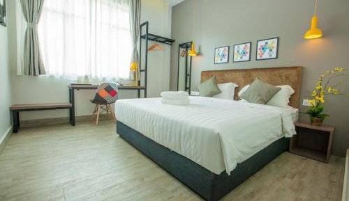 Deluxe King Room