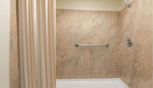 King Room - Non-Smoking