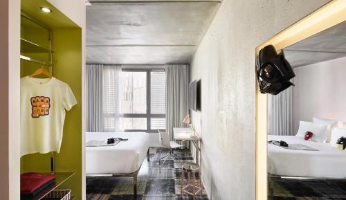 XXL Mama Family Room