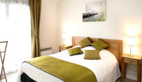 Studio with Garden View